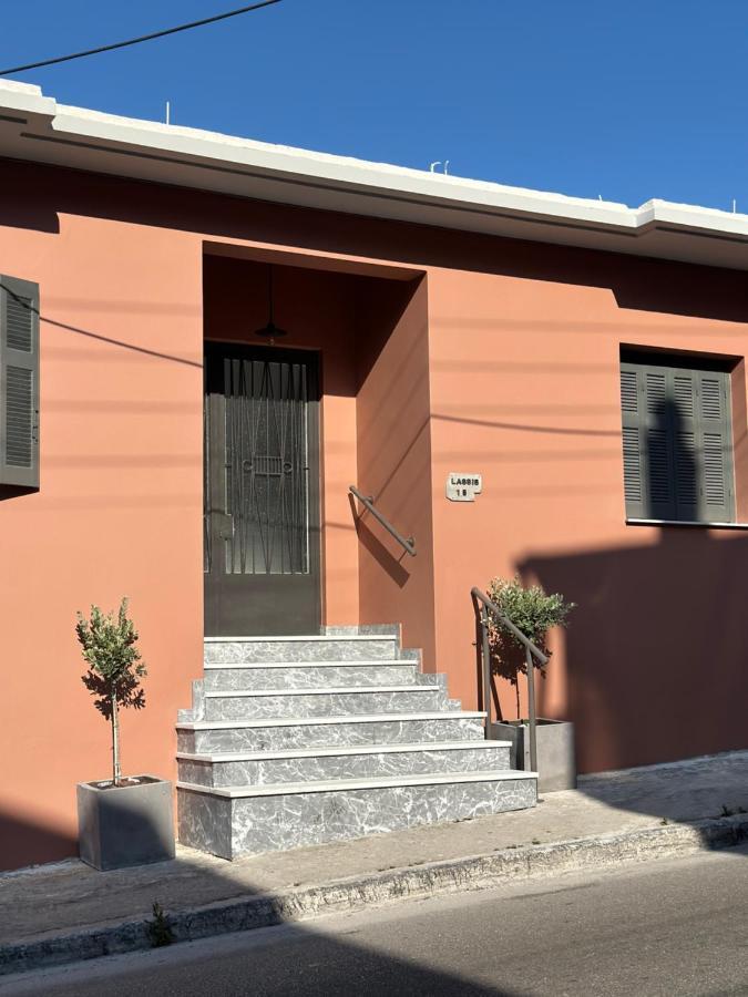 The Lassis 15 House Аргостолион Екстериор снимка